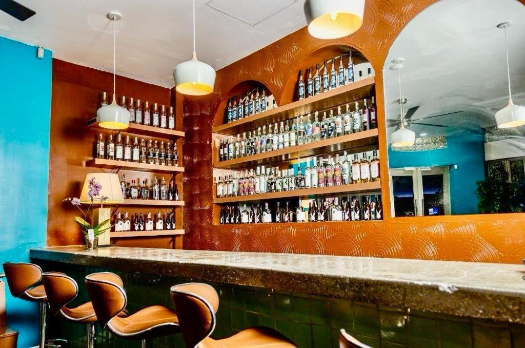 Intj Hotel Tijuana Buitenkant foto