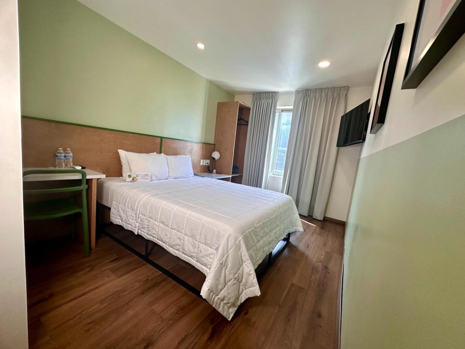 Intj Hotel Tijuana Buitenkant foto